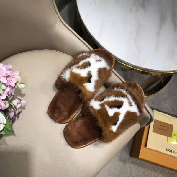 Louis Vuitton LV Women Homey Flat Mule in Mink Fur-Brown (4)