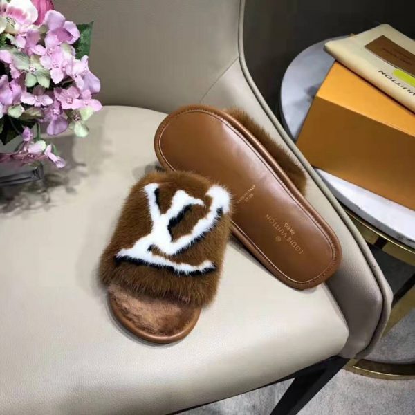 Louis Vuitton LV Women Homey Flat Mule in Mink Fur-Brown (5)