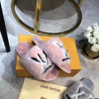 Louis Vuitton LV Women Homey Flat Mule in Mink Fur-Pink (1)