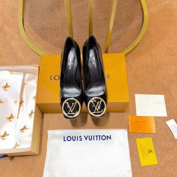 Louis Vuitton LV Women Madeleine Pump in Smooth Calf Leather with Versize LV Circle Signature-Black (2)