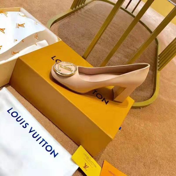 Louis Vuitton LV Women Madeleine Pump in Smooth Calf Leather with Versize LV Circle Signature-Sandy (3)