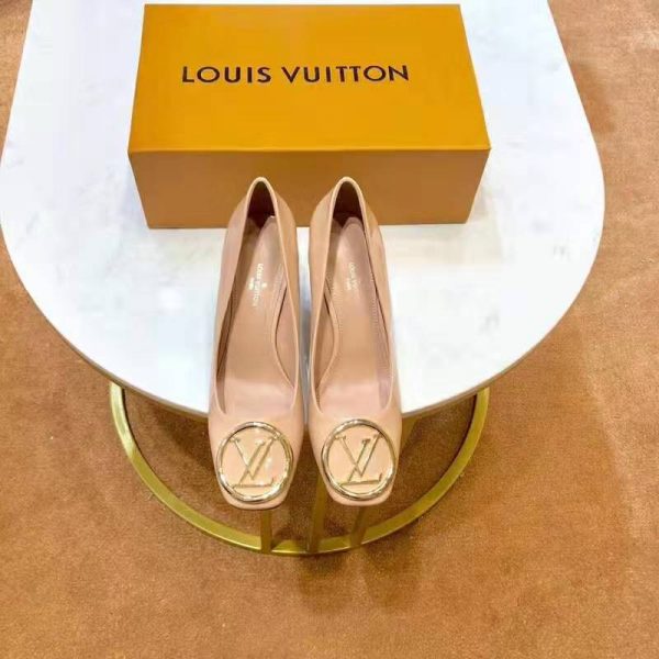 Louis Vuitton LV Women Madeleine Pump in Smooth Calf Leather with Versize LV Circle Signature-Sandy (6)