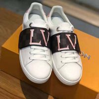 Louis Vuitton LV Women Frontrow Sneaker in White Calf Leather and Damier Canvas