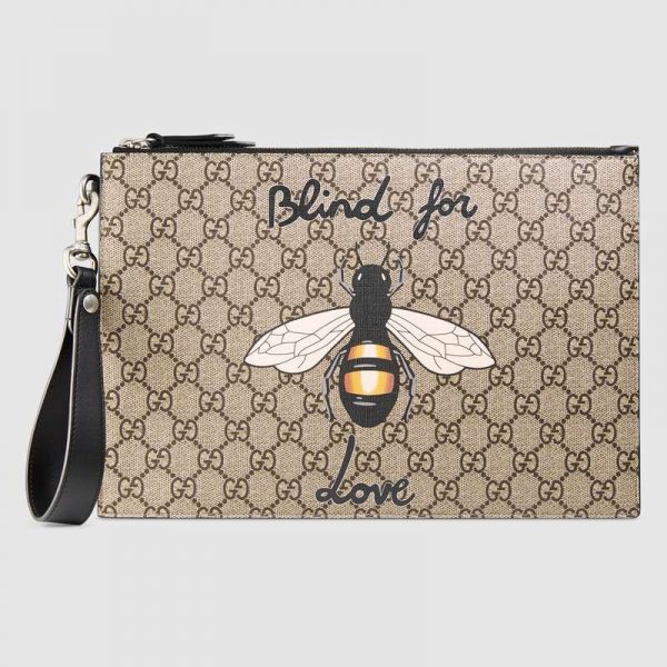 Gucci GG Men Gucci Bestiary Pouch with Bee in BeigeEbony Soft GG Supreme with Bee (1)