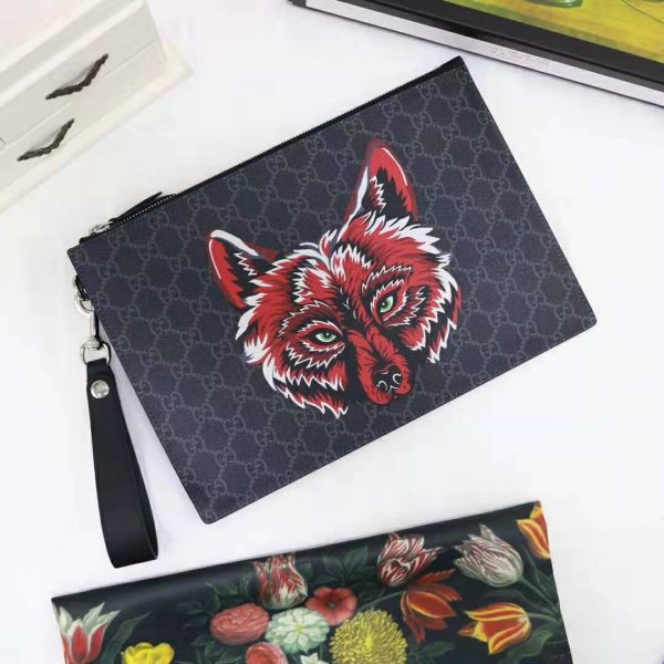 Gucci GG Men Gucci Bestiary Pouch with Wolf in Black and Grey GG Supreme Canvas (3)