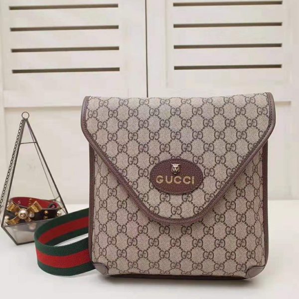 Gucci GG Unisex Neo Vintage GG Medium Messenger in BeigeEbony GG Supreme Canvas (4)