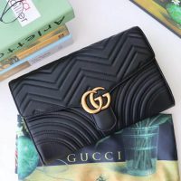 Gucci GG Women GG Marmont Clutch in Black Matelassé Chevron Leather with a Heart (5)