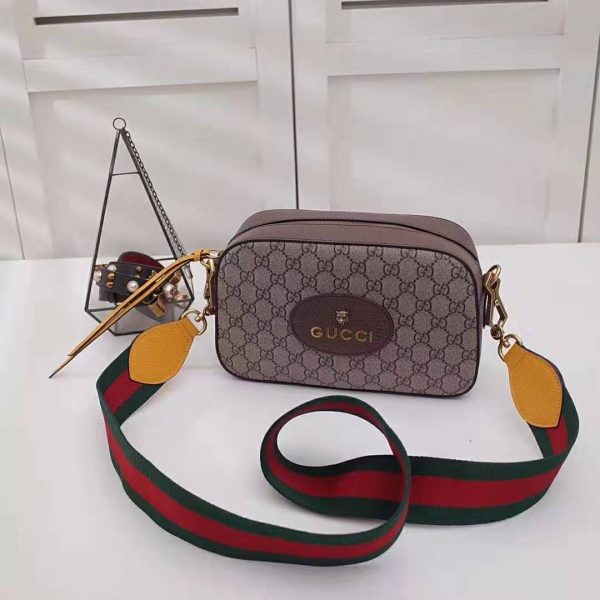 Gucci GG Women GG Supreme Messenger Bag in BeigeEbony GG Supreme Canvas (5)