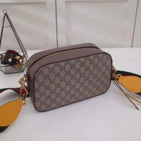 Gucci GG Women GG Supreme Messenger Bag in BeigeEbony GG Supreme Canvas (1)