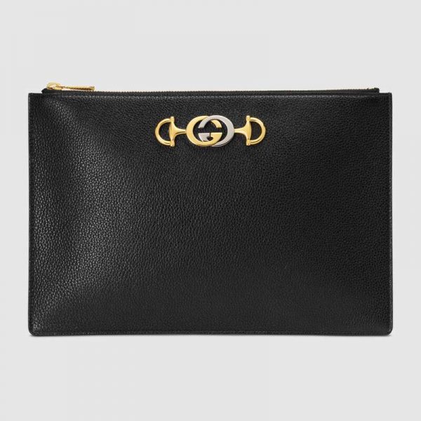 Gucci GG Women Gucci Zumi Grainy Leather Pouch-Black (1)