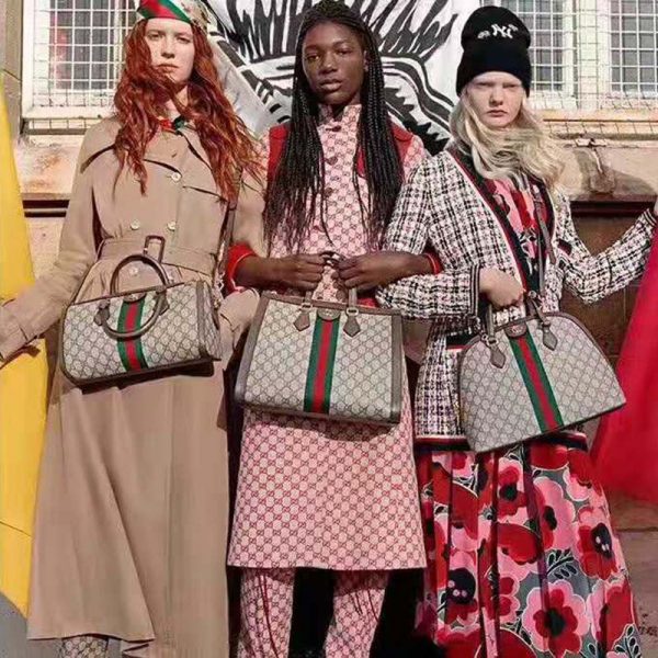 Gucci GG Women Ophidia GG Medium Top Handle in BeigeEbony GG Supreme Canvas (3)