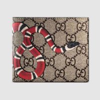 Gucci GG Men Kingsnake Print GG Supreme Wallet in BeigeEbony GG Supreme Canvas (1)