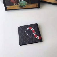 Gucci GG Men Kingsnake Print GG Supreme Wallet in BlackGrey GG Supreme Canvas (5)