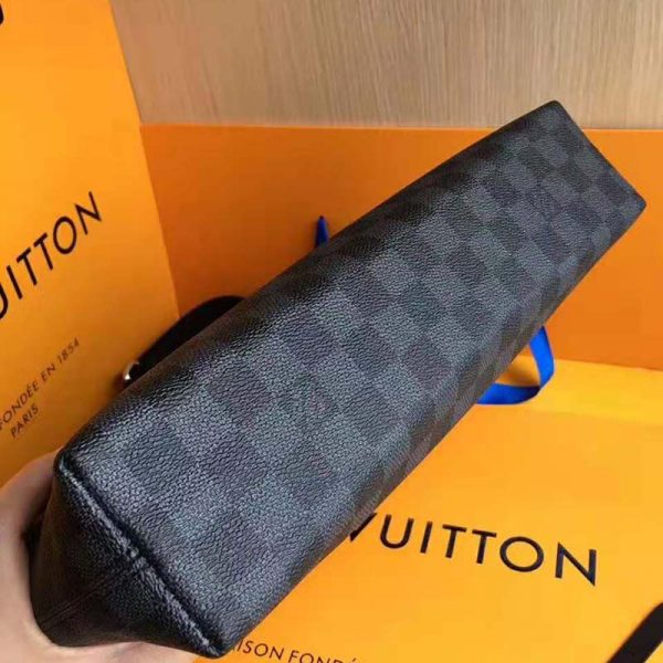Louis Vuitton LV Men Mick PM Bag in Damier Graphite Canvas-Grey (3)