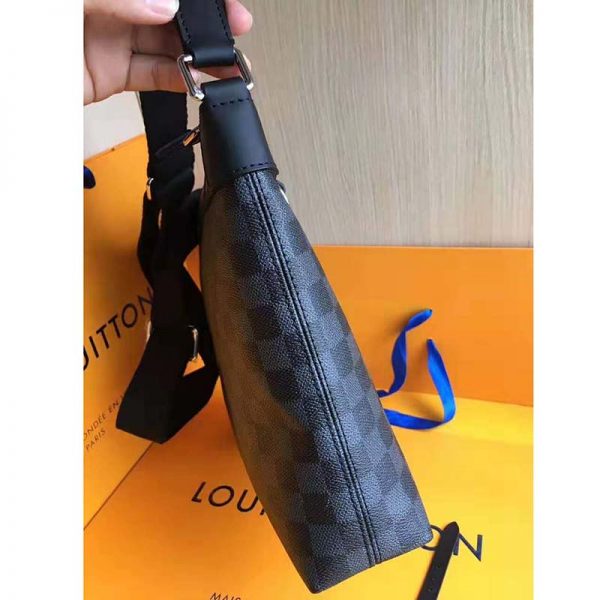 Louis Vuitton LV Men Mick PM Bag in Damier Graphite Canvas-Grey (5)