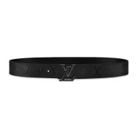 Louis Vuitton LV Unisex LV Shape 40mm Belt in Embossed White Taurillon Leather (1)