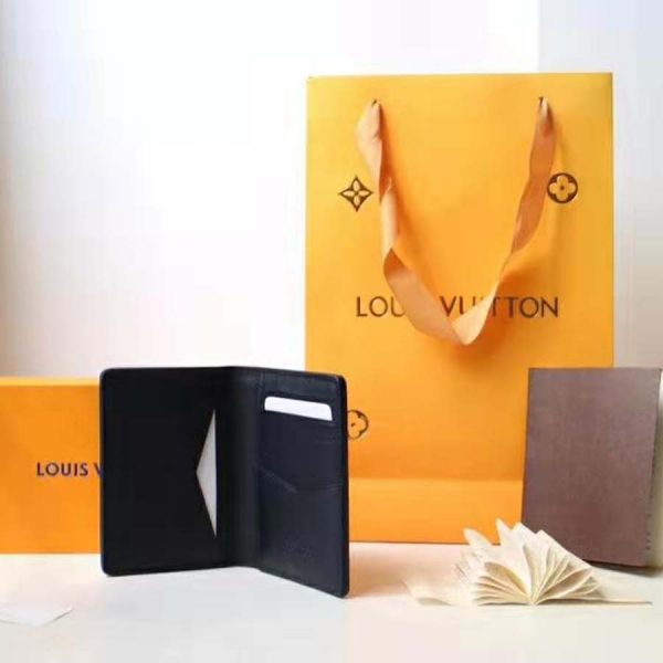Louis Vuitton LV Unisex Pocket Organizer Wallet in Taurillon Leather-Black (4)