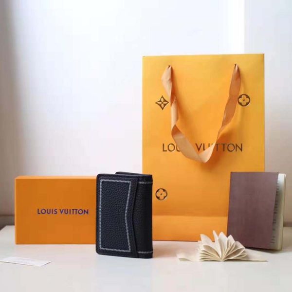 Louis Vuitton LV Unisex Pocket Organizer Wallet in Taurillon Leather-Black (9)