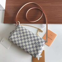 Louis Vuitton LV Women Favorite MM Clutch in Damier Azur Coated Canvas-Beige (1)