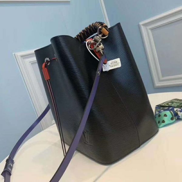 Louis Vuitton LV Women NéoNoé MM Bucket Bag Grained Epi-Black (1)