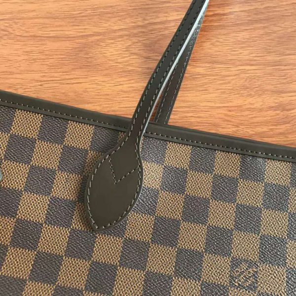 Louis Vuitton Women LV Neverfull MM in Damier Ebène Canvas (4)