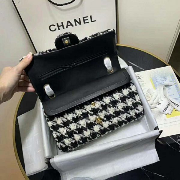 Chanel Women Classic Handbag in Tweed & Gold-Tone Metal-Black (7)