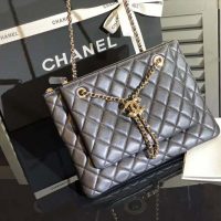 Chanel Women Clutch with Chain in Shiny Lambskin Leather-Black