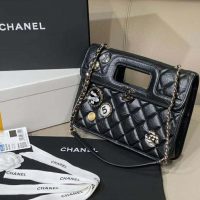 Chanel Women Flap Bag in Aged Calfskin Leather-Black