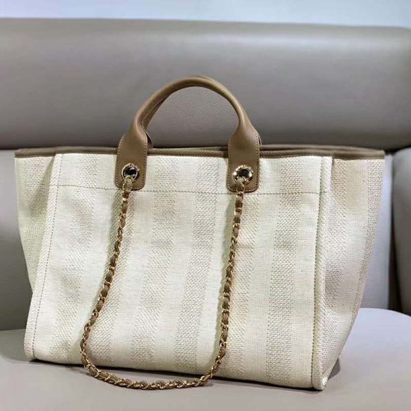 Chanel Women Shopping Bag in Mixed Fibers-Beige (11)