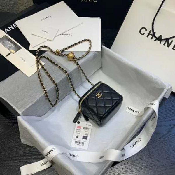 Chanel Women Small Classic Box with Chain in Lambskin-Black (16)