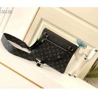 Louis Vuitton LV Men Outdoor Flap Messenger Monogram Eclipse Canvasessenger Monogram Eclipse Canvas (1)