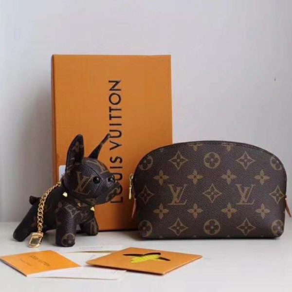 Louis Vuitton LV Women Cosmetic Pouch in Monogram Canvas-Brown (2)