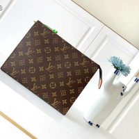 Louis Vuitton LV Unisex Toiletry Pouch 26 Monogram Canvas-Brown