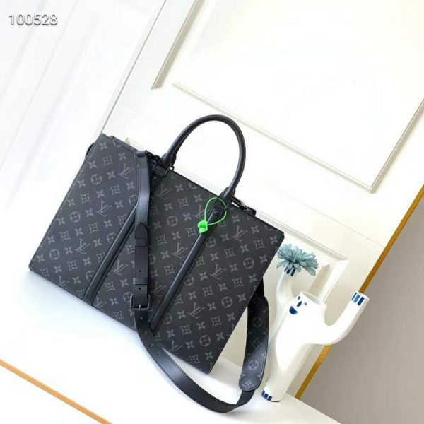 Louis Vuitton LV Men Sac Plat Horizontal Zipper Monogram Eclipse Canvas (2)