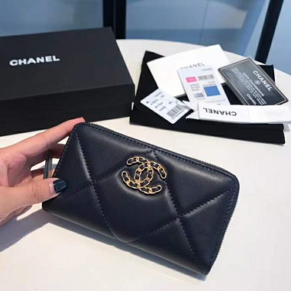 Chanel Women Chanel 19 Zipped Wallet in Lambskin Leather-Navy (2)