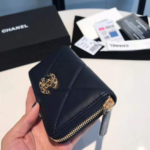 Chanel Women Chanel 19 Zipped Wallet in Lambskin Leather-Navy (6)