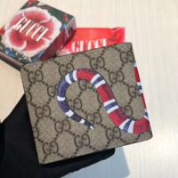 Gucci GG Unisex Kingsnake Print GG Supreme Coin Wallet-Beige