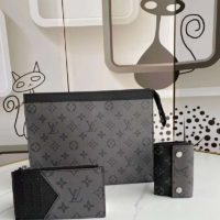 Louis Vuitton LV Unisex Discovery Compact Wallet Monogram Eclipse Coated Canvas