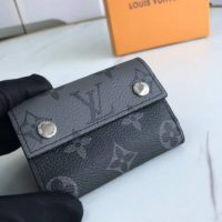 Louis Vuitton LV Unisex Discovery Compact Wallet Monogram Eclipse Coated Canvas