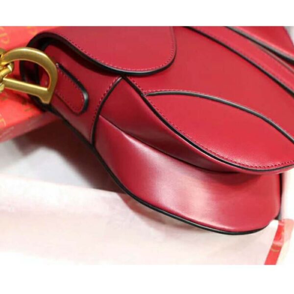 dior_women_saddle_bag_in_red_calfskin_2_