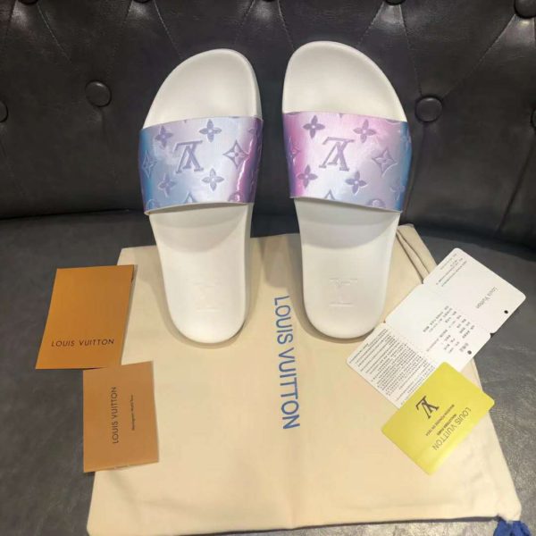 Louis Vuitton LV Unisex Waterfront Mule Rubber Iridescent Monogram-White (5)