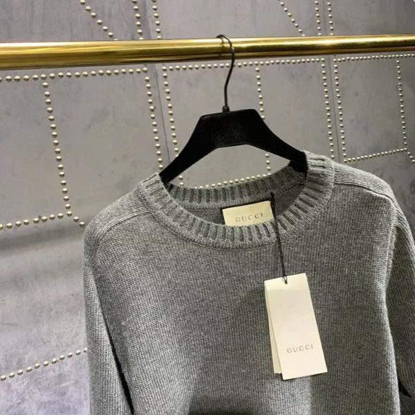 Gucci Women Cashmere Top with Horsebit Crewneck Gold-Toned Metal (9)