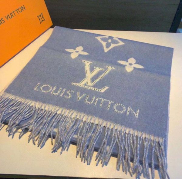 Louis Vuitton LV Unisex Studdy Reykjavik Scarf with Monogram Print and LV Initials M76076 (7)