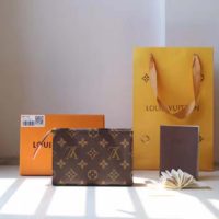 Louis Vuitton LV Women Toiletry Pouch 15 Monogram Canvas M47546 (5)