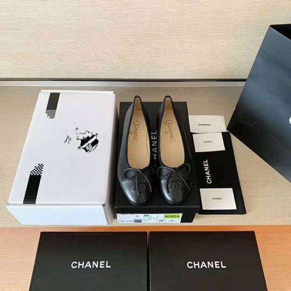 Chanel Women Ballerinas Lambskin & Patent Calfskin Black 1 cm Heel (2)