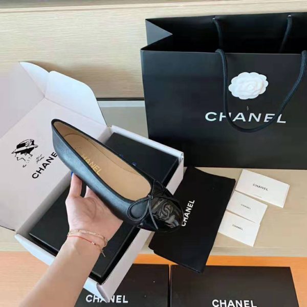 Chanel Women Ballerinas Lambskin & Patent Calfskin Black 1 cm Heel (6)