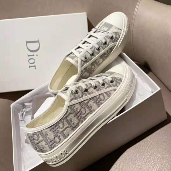 Dior Women Walk’n’Dior Sneaker Gray Dior Oblique Embroidered Cotton (11)