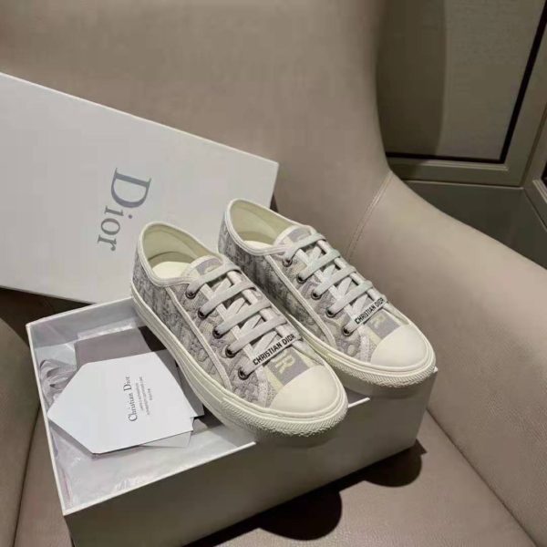 Dior Women Walk’n’Dior Sneaker Gray Dior Oblique Embroidered Cotton (7)