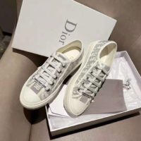 Dior Women Walk’n’Dior Sneaker Gray Dior Oblique Embroidered Cotton