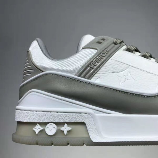 Louis Vuitton LV Men LV Trainer Sneaker Monogram-Embossed Calf Leather-Gray (7)